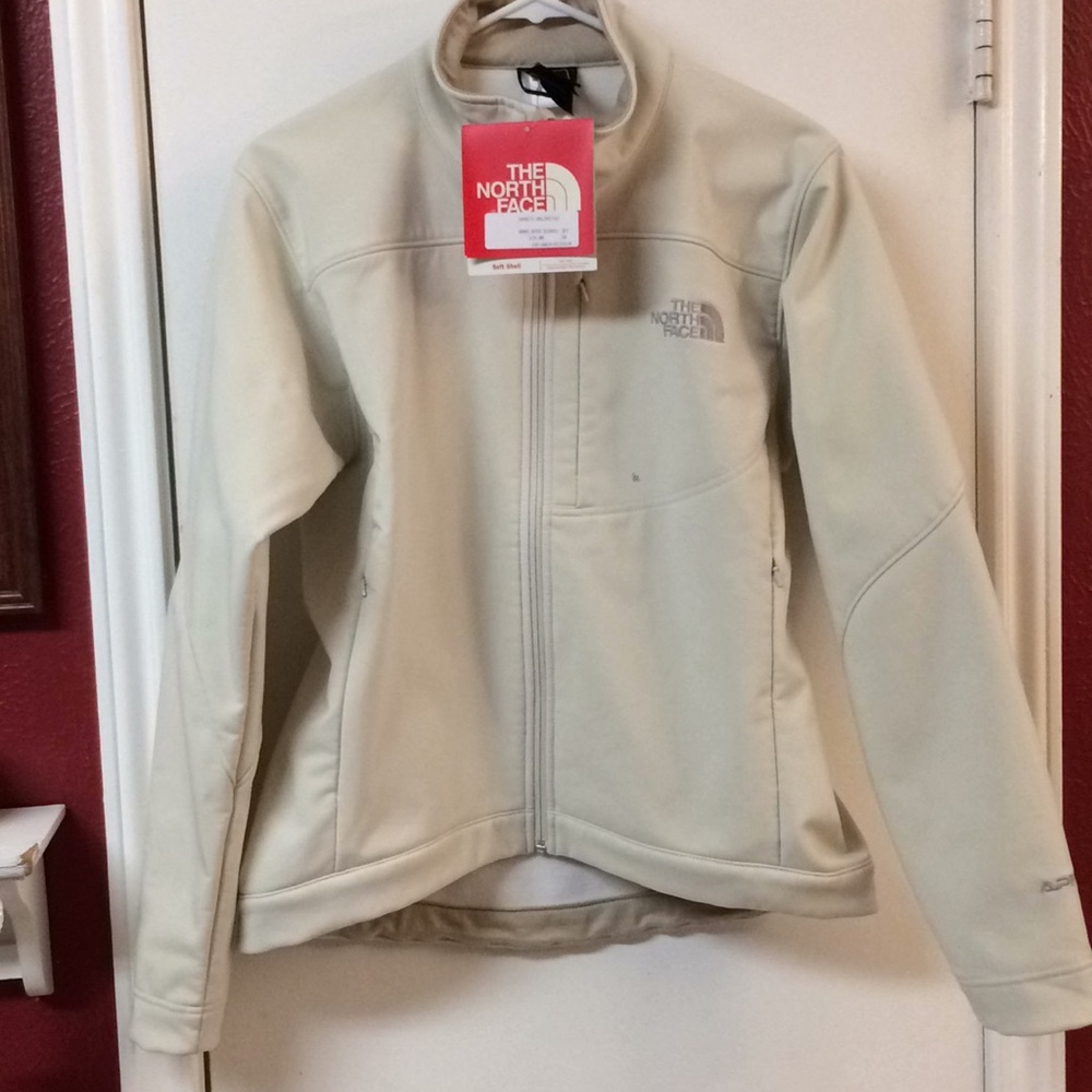 The North Face Women’s Apex Bionic Jacket NWT flaw - Picture 2 of 7